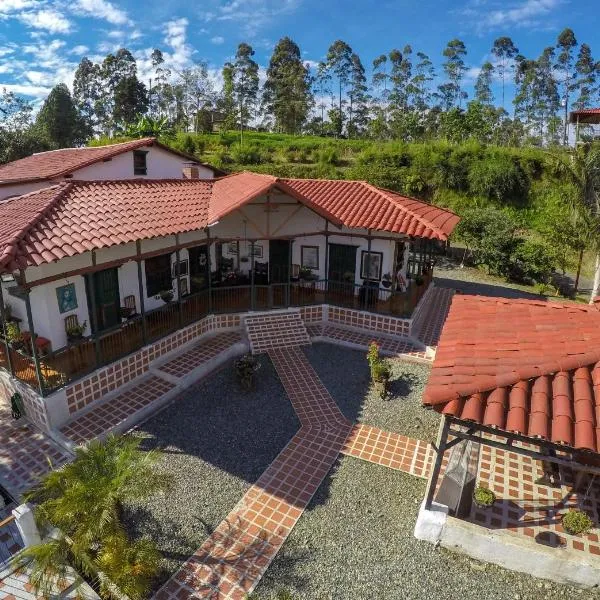 Finca Campestre La Adelita B&B，位于萨兰托的酒店