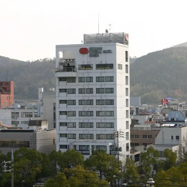 津山中央饭店附楼，位于久米南町的酒店
