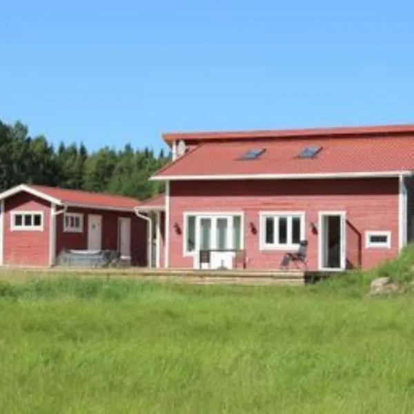 Høystandard feriehytte, Utendørs boblebad, sauna，位于菲利普斯塔德的酒店