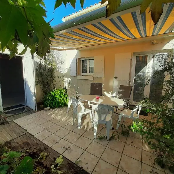 Escale à La Cotinière Maison calme Port à pied，位于奥雷龙圣皮耶尔的酒店