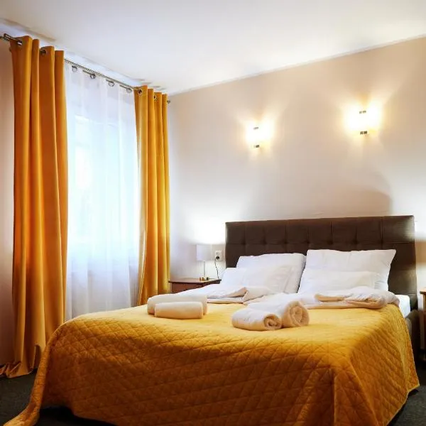 PLATINIUM House ex Royal House，位于比亚沃加德的酒店