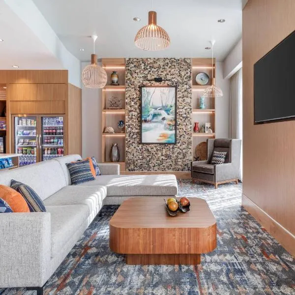 Cambria Hotel Pigeon Forge，位于鸽子谷的酒店