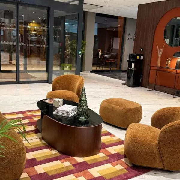 Nehô Suites Saint Jean de Maurienne，位于圣让德莫里耶讷的酒店