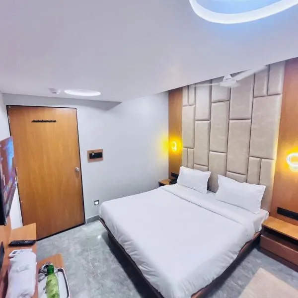 Hotel Sun Lake，位于艾哈迈达巴德的酒店