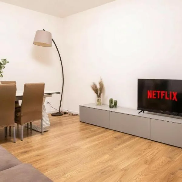 Ca' Martha - A due passi dal centro con parcheggio privato，位于特雷维索的酒店