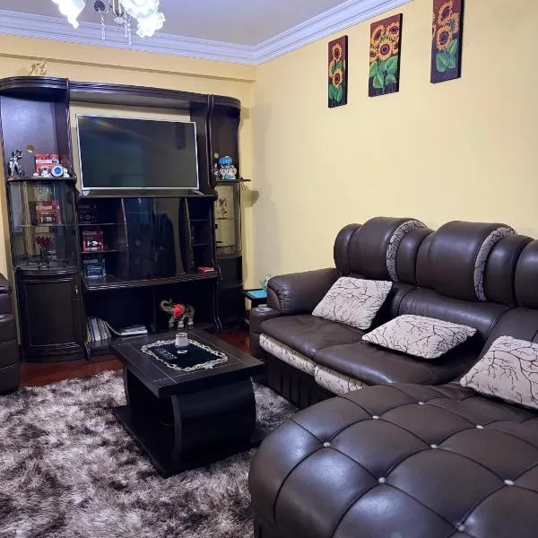 Departamento en Ciudad Satélite, cerca del Aeropuerto，位于Allpacoma的酒店