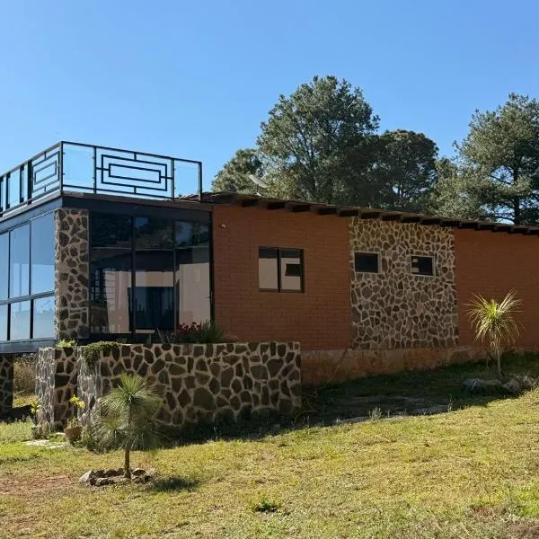 Cábaña bonita vista，位于Atemajac de Brizuela的酒店