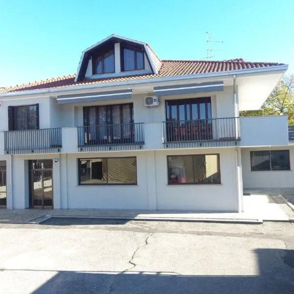 Oleggio Home，位于奥莱焦的酒店