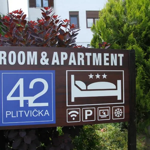 Room & Apartment Plitvička 42，位于Novo Selo的酒店