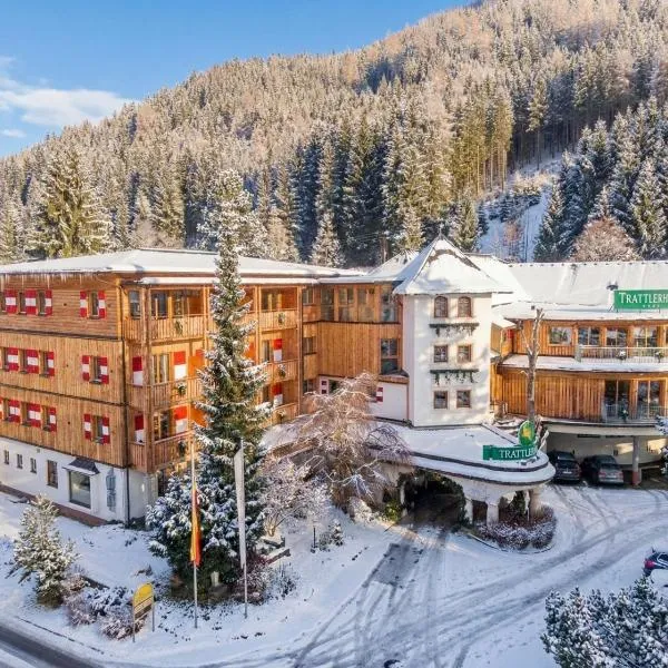 特拉勒霍夫酒店，位于巴德小基希海姆的酒店