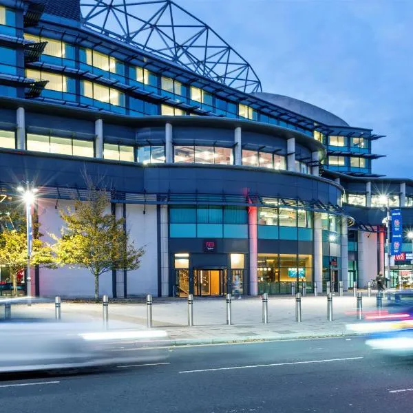 Radisson RED London Twickenham，位于特威克纳姆的酒店