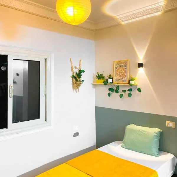 Jme Bunks Hostel，位于Aswān的酒店