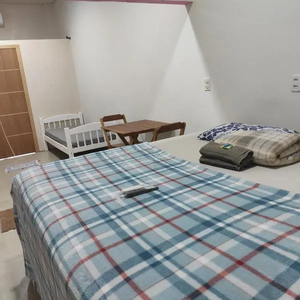 Suíte Nami 2 sem garagem，位于卡夸尔的酒店