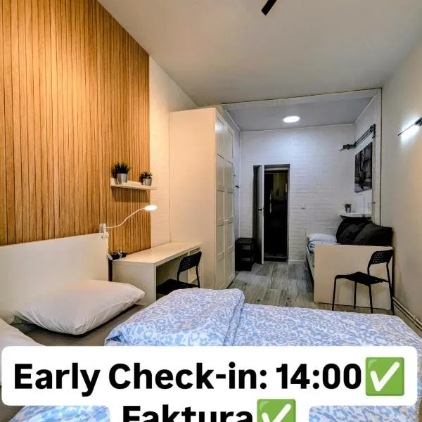 Fabryczna Centrum Rooms，位于罗兹的酒店