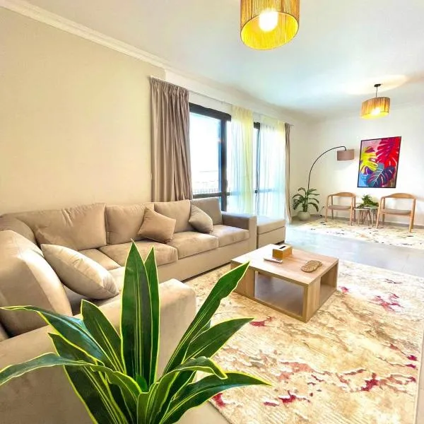 Luxury Stylish Modern 2 Beds Hotel Apartment - East Town Compound - Sodic -New Cairo - Cairo - Egypt，位于开罗的酒店
