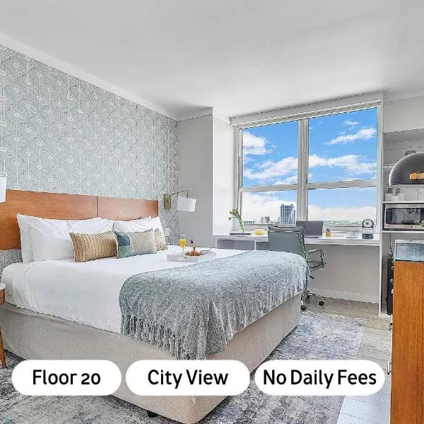 MVR Suite Book Before These Sunset Views Are Gone，位于迈阿密的酒店