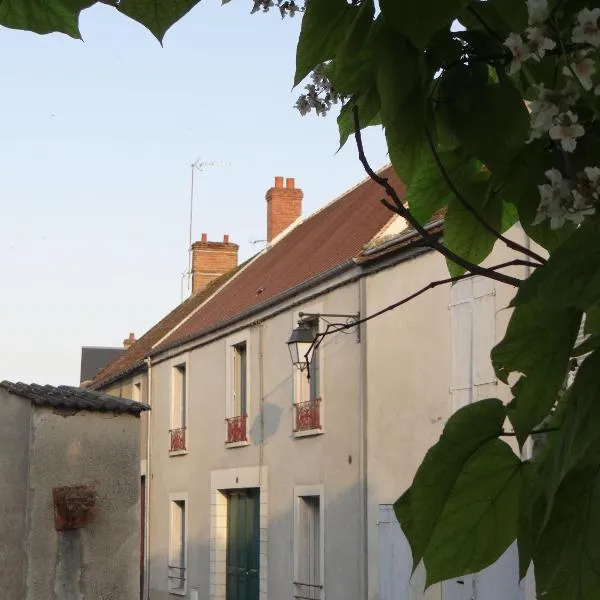 Les Viviers Maison d'hôtes B&B，位于Beaumont-du-Gâtinais的酒店