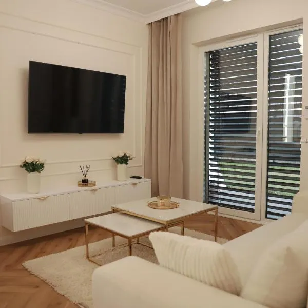 Apartamenty Villa Piano，位于奥斯特罗文卡的酒店