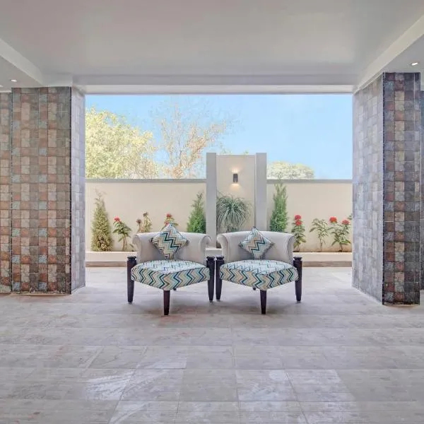 Super Collection O Halcyon SS Grand，位于海得拉巴的酒店