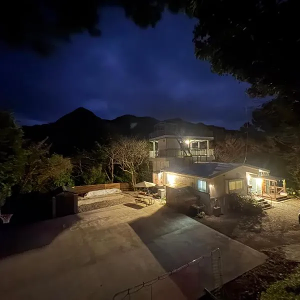 Lodge Crea，位于Ōgimi的酒店