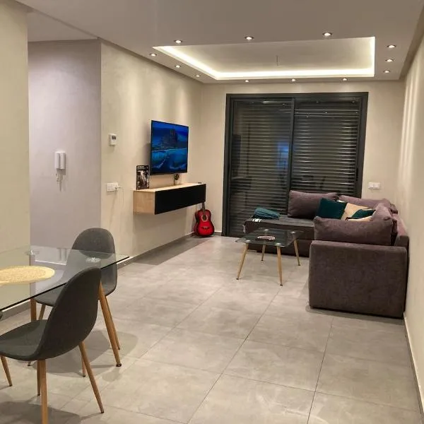 Perfect condo for tourists in semlalia，位于马拉喀什的酒店