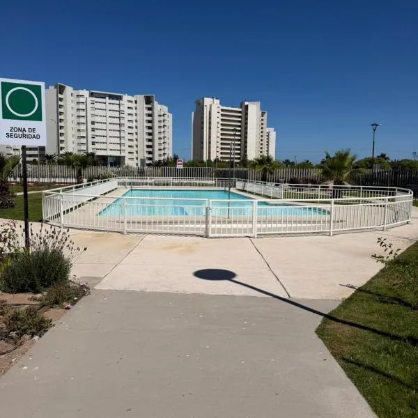 Vacaciones Playa y Faro La Serena，位于拉塞雷纳的酒店