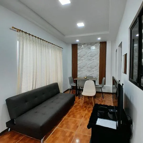 Suite cerca de la UTPL y Centro Histórico，位于洛哈的酒店