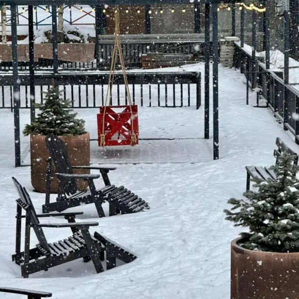 Bakuriani Mgzavrebi Block 9 Apartments，位于巴库里阿尼的酒店