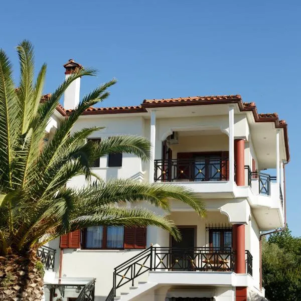 Villa Palmera 100m from the beach，位于尼基季的酒店