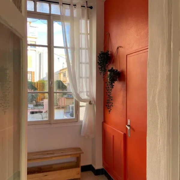 Centre Historique，位于芒通的酒店