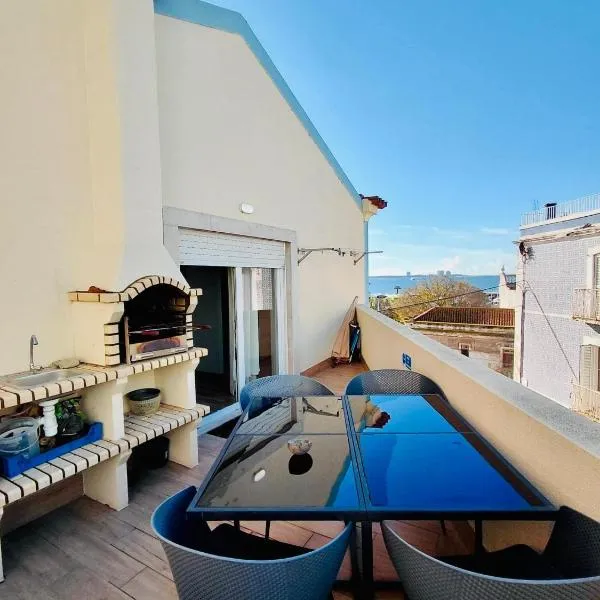 Tree House III，位于塞图巴尔的酒店