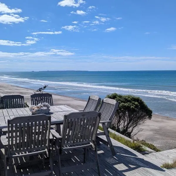 Gorgeous Beach House，位于Pukehina的酒店