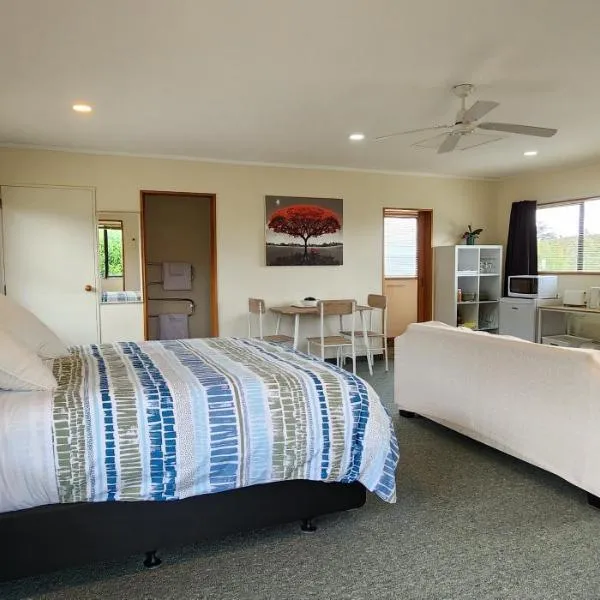 Avocado Orchard Retreat!，位于卡蒂卡蒂的酒店