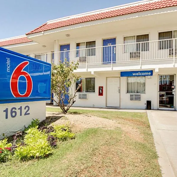 Motel 6-Tempe, AZ - Scottsdale South，位于坦培的酒店