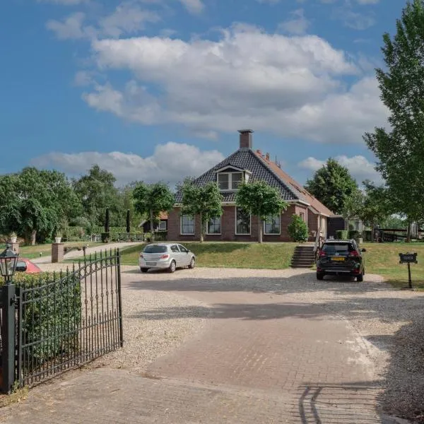 B&B Stations Koffiehuis，位于Molkwerum的酒店