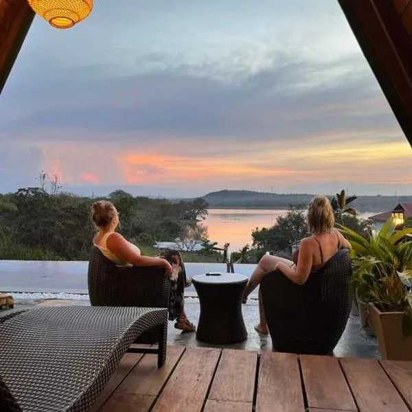 Sundown Lake Hotel & Spa，位于哈伯勒内的酒店