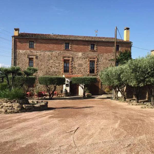 HOTEL RESTAURANT TURÓ de la TORRE，位于曼雷沙的酒店