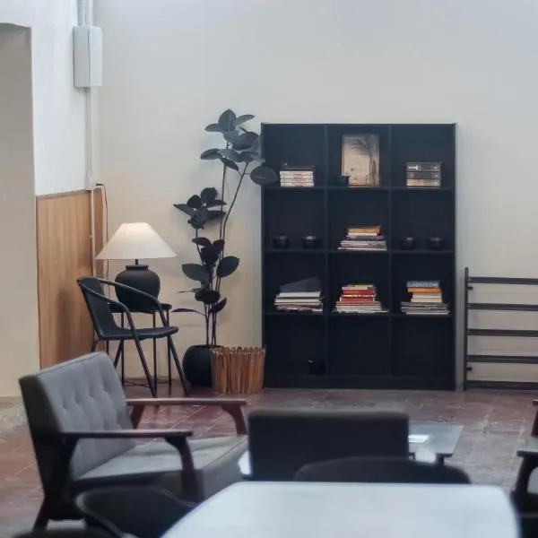 Aayu Seckchuan - 3 mins walk to Love Lane，位于乔治市的酒店