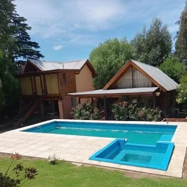 Cabaña Soñada en complejo con piscina，位于塞拉德洛斯帕德雷斯的酒店