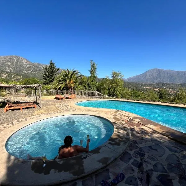 Swiss Eco Lodge La Linda Loma - Olmué，位于奥尔穆埃的酒店