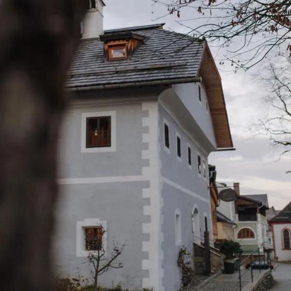 Mesnerhaus & Gourmetrestaurant Mesnerhaus mit 4 Hauben，位于毛特恩多夫的酒店