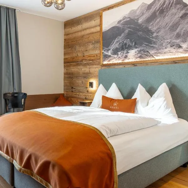 GRETI - Alpine Boutique Hotel mit Alpentherme Eintritt, reichhaltigem Frühstück, Sauna，位于巴特霍夫加施泰因的酒店