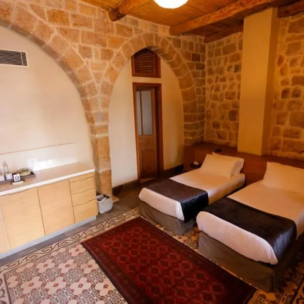 Domaine de Chouchene，位于Şaḩrat al Qashsh的酒店