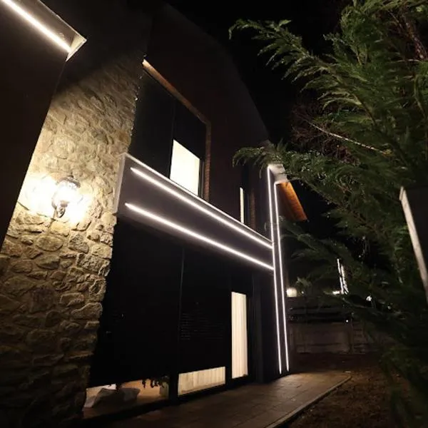 De La Villa Brezovice，位于布雷佐维察的酒店