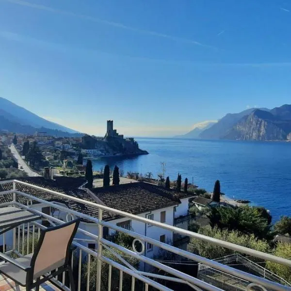 Appartamenti Villa Eden，位于马尔切西内的酒店