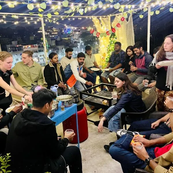 Turtle Hostel Udaipur- 10 mtr from Lake，位于乌代浦的酒店