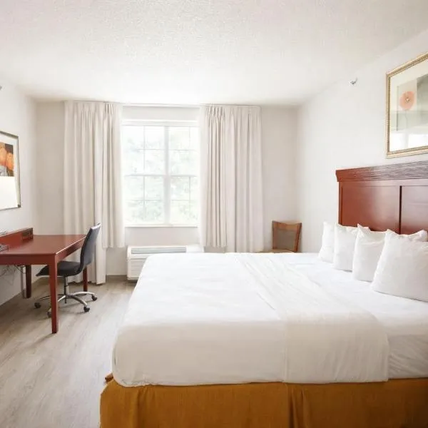 Seffner Inn and Suits，位于Seffner的酒店