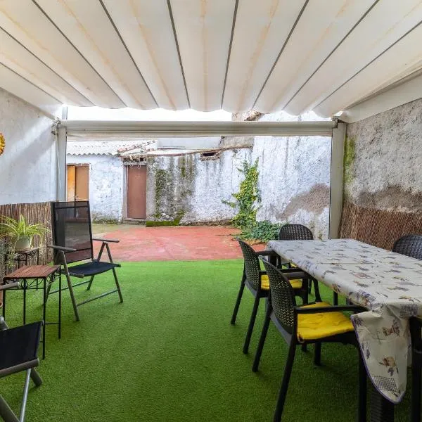 Entrada gratis Castillo de Orgaz，位于Manzaneque的酒店