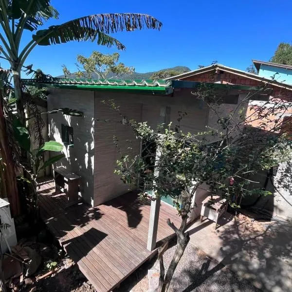 Tiny House Armação no Morro，位于弗洛里亚诺波利斯的酒店