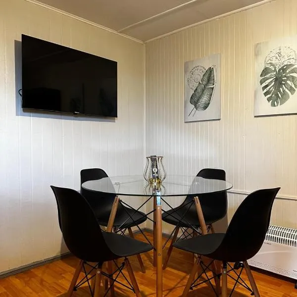 COMODA Y HERMOSA CABAÑA DE 2 dormitorios，位于特木科的酒店